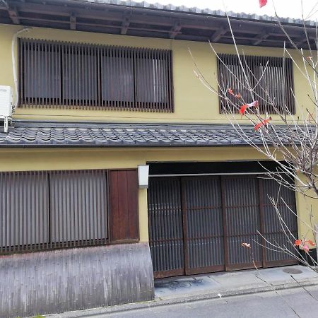 京都二条城近く京町屋120年の歴史に泊まる Екстериор снимка