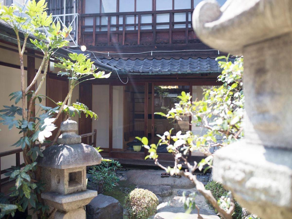 京都二条城近く京町屋120年の歴史に泊まる Екстериор снимка